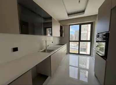ÇORLU’DA SIFIR 2+1 KİRALIK DAİRE | 2 BANYO, BALKON, MERKEZİ ISITMA (PAY ÖLÇER)