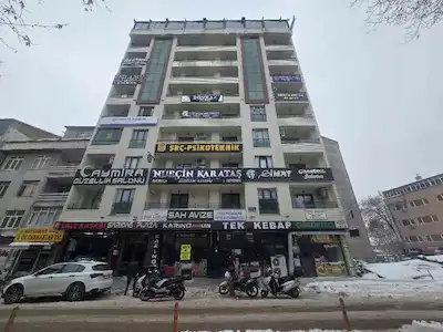REMAX DOĞUDAN MERKEZ ÇARŞI CEPHELİ 2+1 SATILIK OFİS