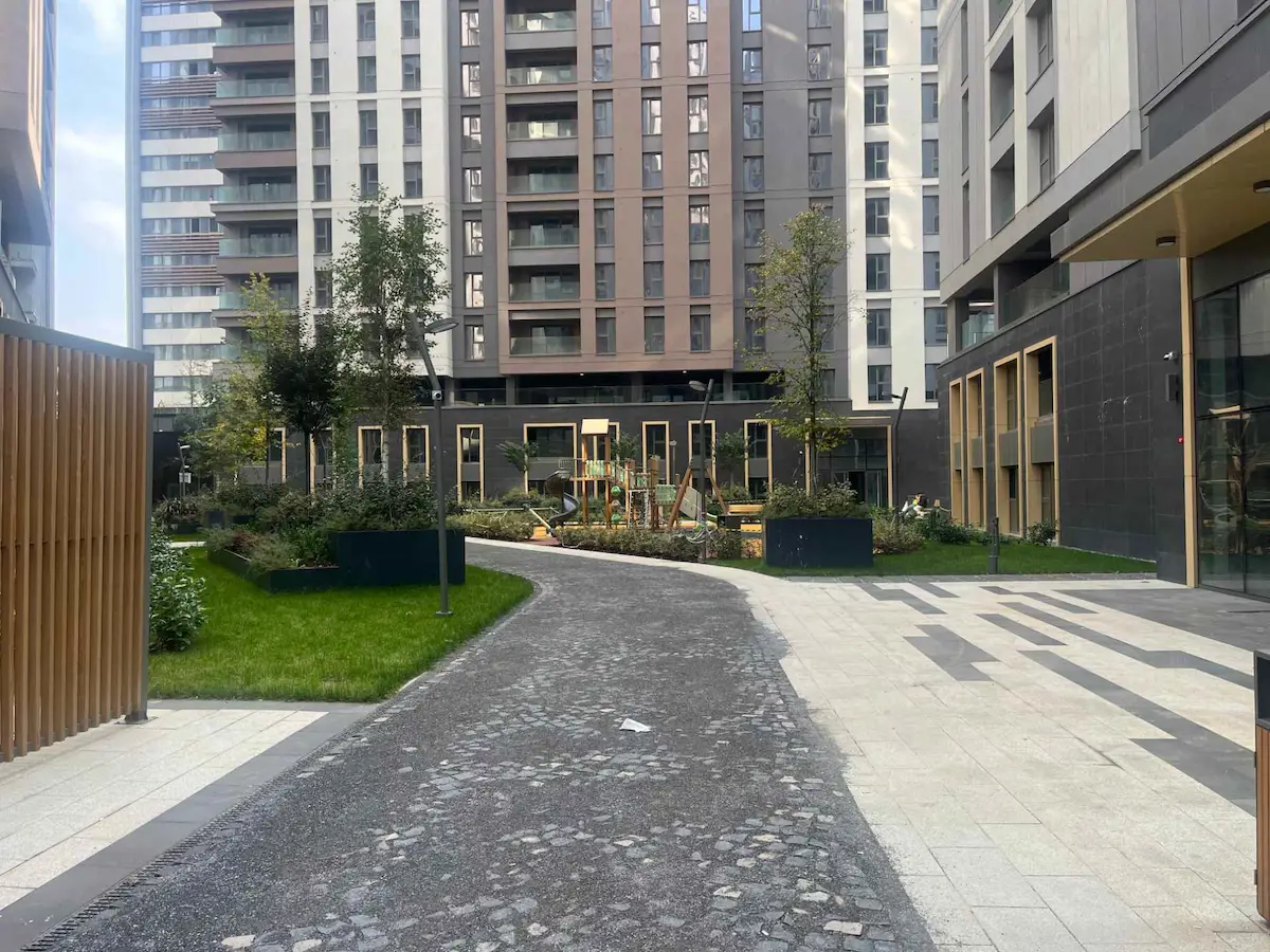 YENİ FİKİRTEPE 11. ETAP PRESTİJ CAD. CEPHELİ ÖNÜ AÇIK 3+1 KİRALIK DAİRE