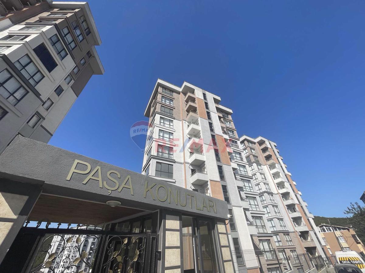 KARTAL YAKACIK PAŞA KONUTLARI ‘NDA SİTE İÇERİSİNDE KİRALIK 2 + 1 DAİRE