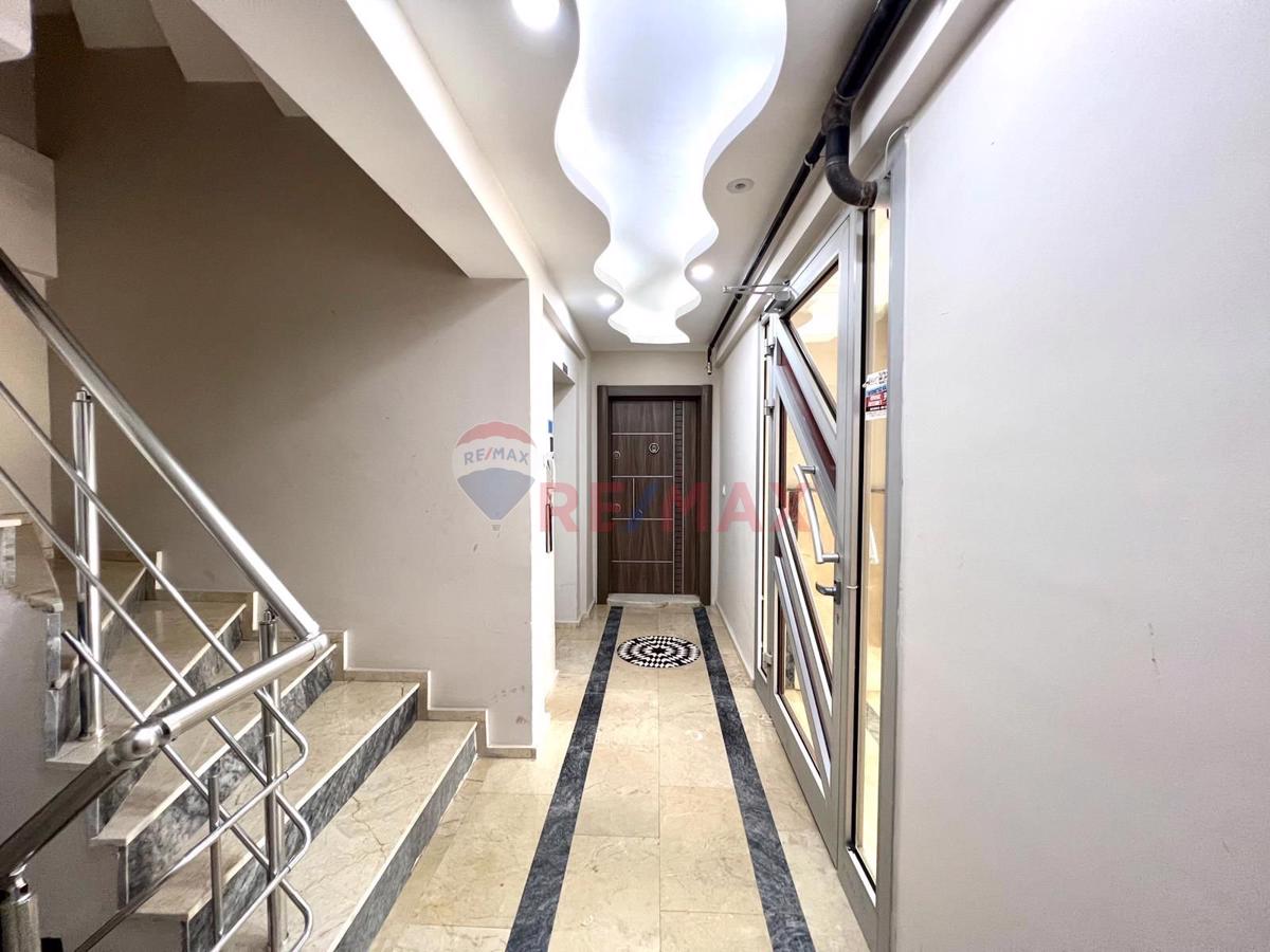 REMAX BESTTEN KARŞIYAKA ÖRNEKKÖYDE SATILIK 3+1
