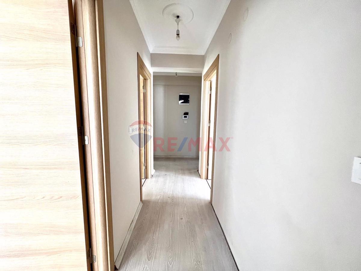 REMAX BESTTEN KARŞIYAKA ÖRNEKKÖYDE SATILIK 3+1