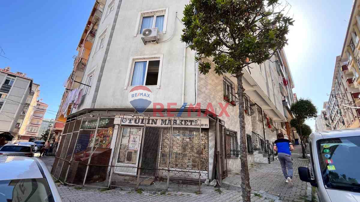 YENIBOSNA ZAFER MAH.KALE SOKAKTA  DÜZ GIRIŞ 2 KATLI TEMIZ KIRALIK DÜKKAN