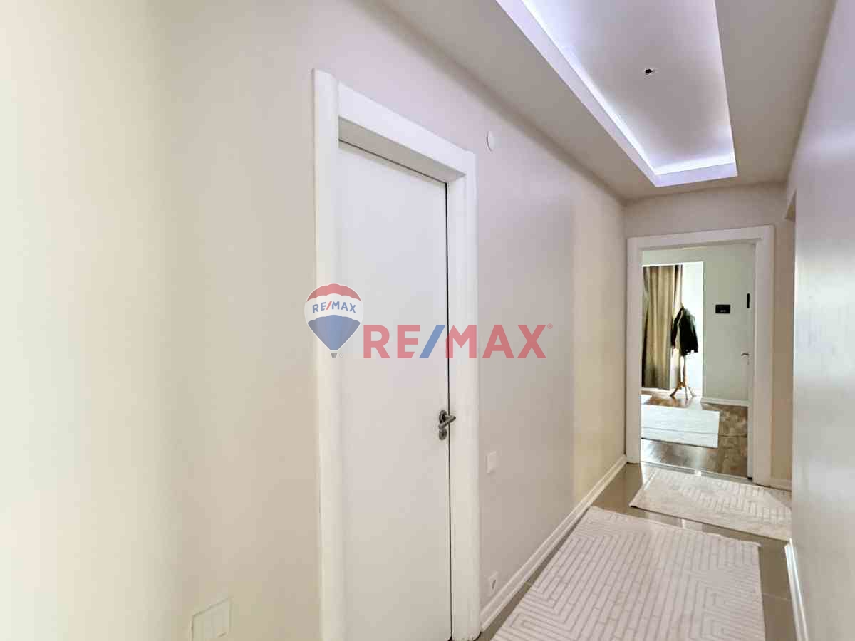 BEYLİKDÜZÜ ADNAN KAHVECİ MAHALLESİ 3+1 160 NET 3+1 YAPILI