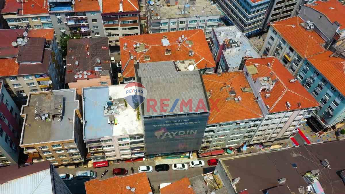 ŞİRİNEVLER MEYDANDA REMAXDAN KİRALIK 7 KATLI TİCARİ KOMPLE BİNA