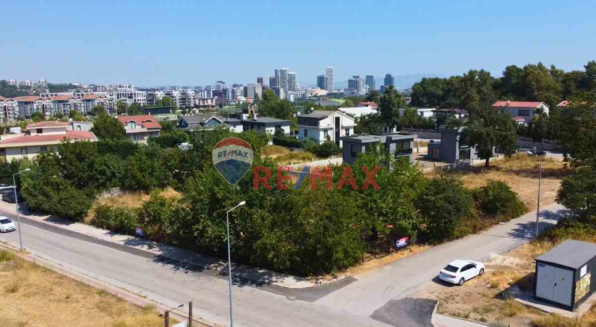 DOBURCA’DA 1500 M2 VİLLA İMARLI KÖŞE PARSEL ARSA