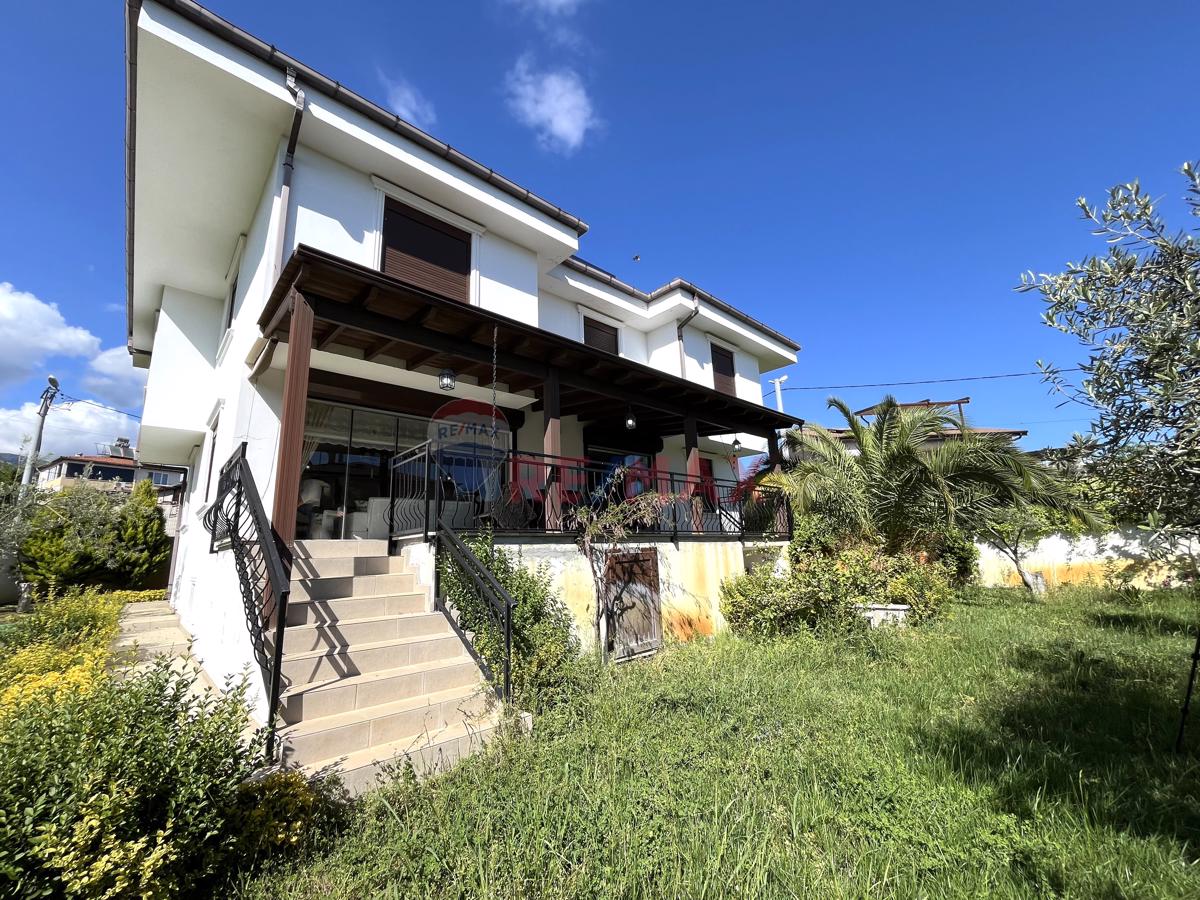 KIZILKEÇİLİ'DE 756 M2 ARSA İÇİNDE SATILIK LÜX MALİKANE