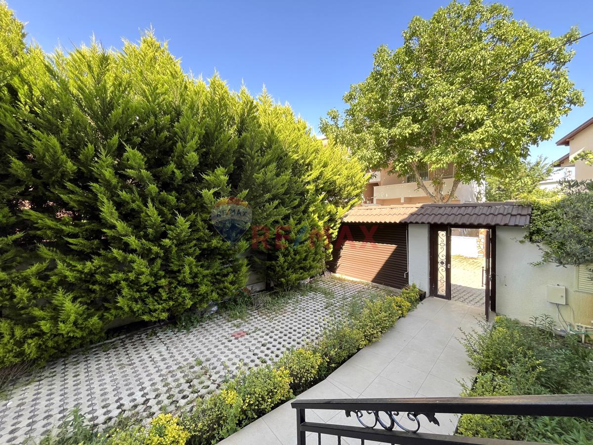 KIZILKEÇİLİ'DE 756 M2 ARSA İÇİNDE SATILIK LÜX MALİKANE