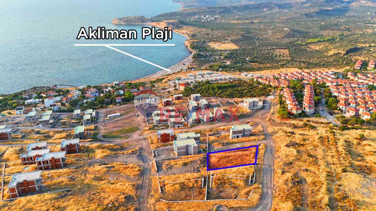 RE/MAX İNCİ'DEN  AYVACIK BABAKALE'DE 690M2 VİLLA İMARLI SATILIK ARSA 