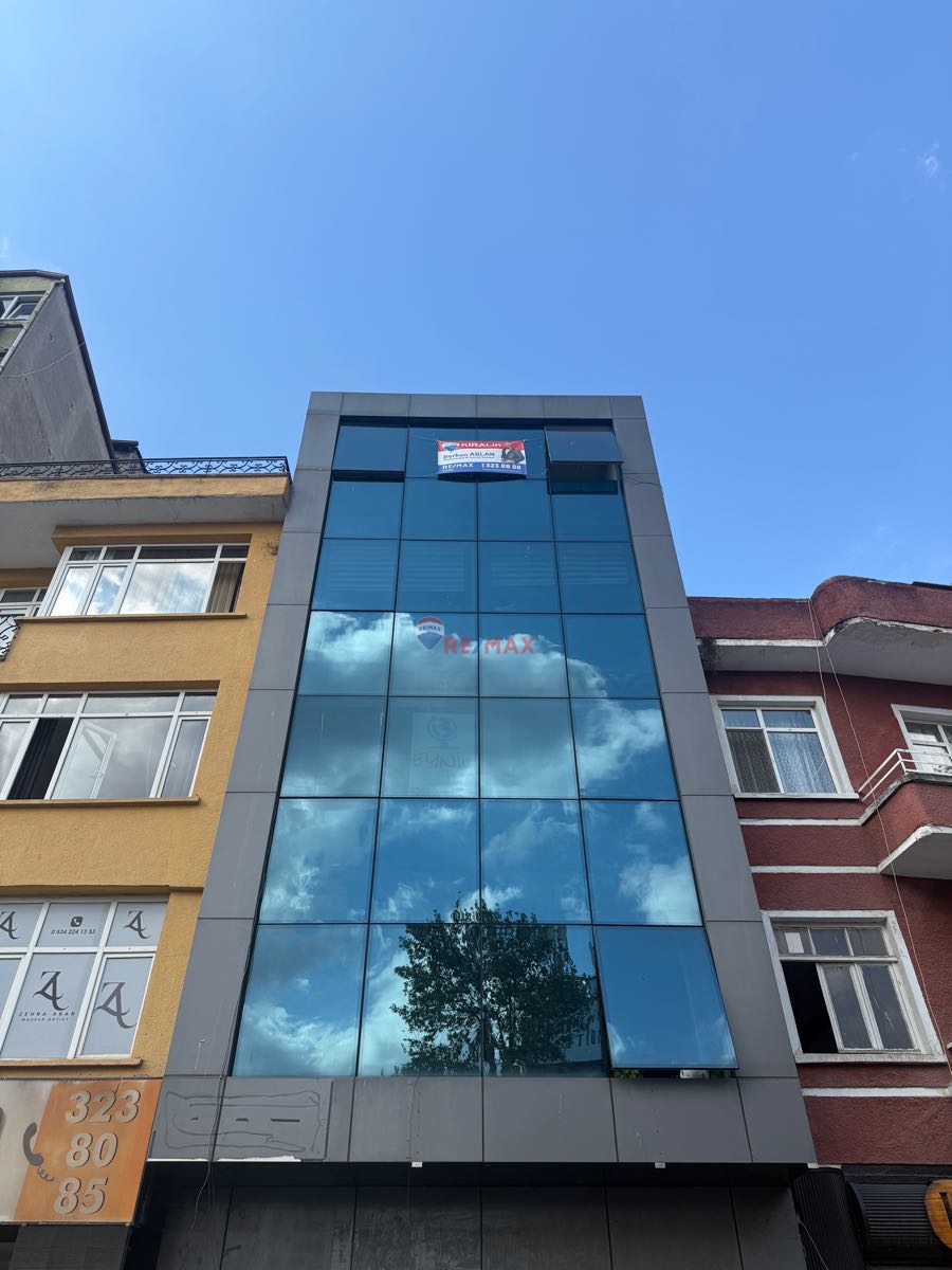 İZMİT MERKEZDE KİRALIK OFİS