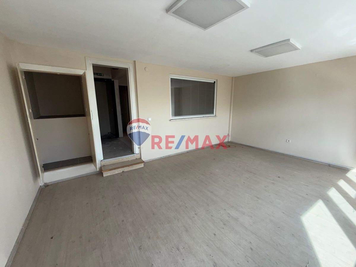 İZMİT MERKEZDE KİRALIK OFİS