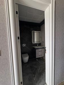 ASRIN KONAKLARINDA ARAKAT 3+1 HAVUZ CEPHE SATILIK DAİRE