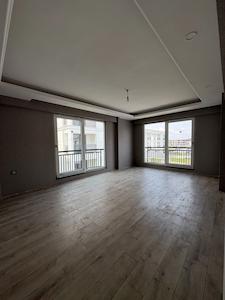 ASRIN KONAKLARINDA ARAKAT 3+1 HAVUZ CEPHE SATILIK DAİRE