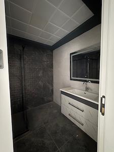 ASRIN KONAKLARINDA ARAKAT 3+1 HAVUZ CEPHE SATILIK DAİRE