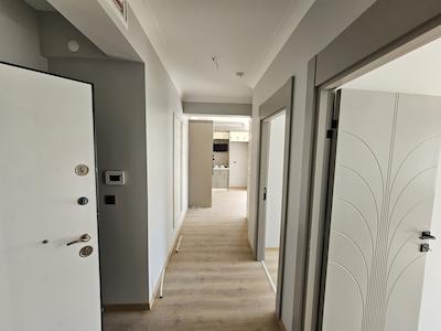 MAMAK GÜLVEREN MAHALLESINDE 2+1 ÖN CEPHE LÜKS DAIRE