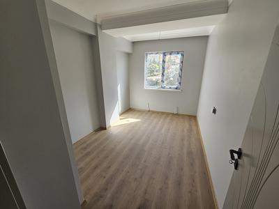 MAMAK GÜLVEREN MAHALLESINDE 2+1 ÖN CEPHE LÜKS DAIRE