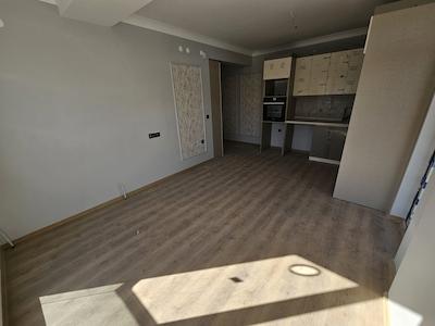 MAMAK GÜLVEREN MAHALLESINDE 2+1 ÖN CEPHE LÜKS DAIRE