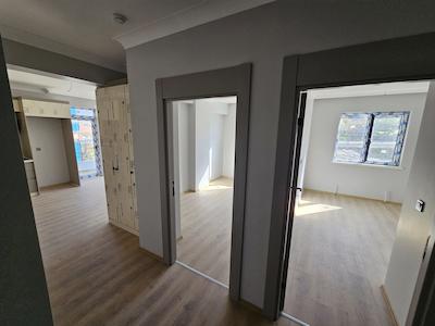 MAMAK GÜLVEREN MAHALLESINDE 2+1 ÖN CEPHE LÜKS DAIRE