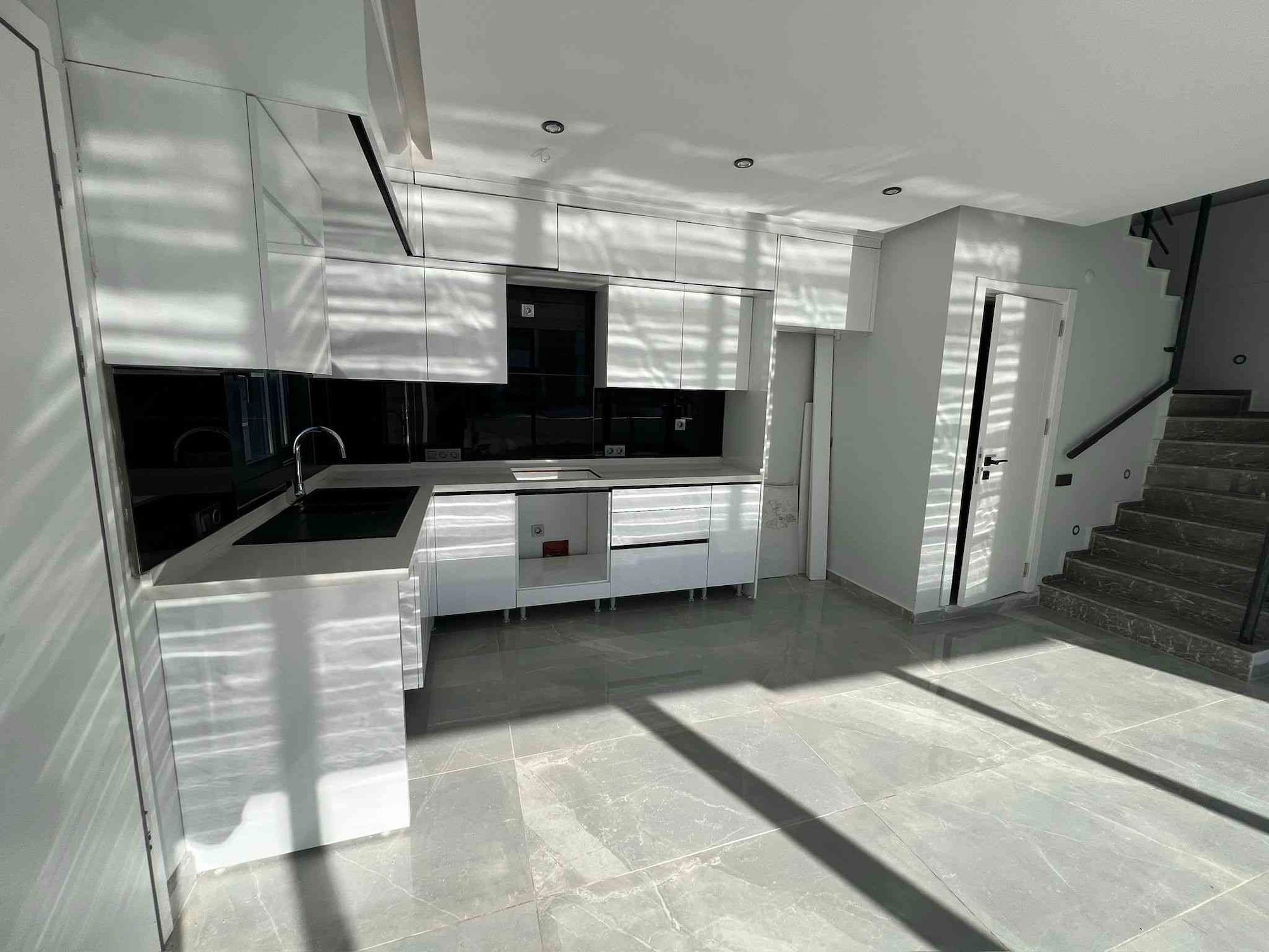 DİDİM HİSAR MAHALLESİNDE SATILIK SIFIR 3+1 VİLLA