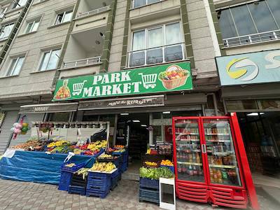 ESENYURT BAĞLARÇEŞME KUZUYOLU DEPOLU DÜZ GİRİŞ SATILIK DÜKKAN