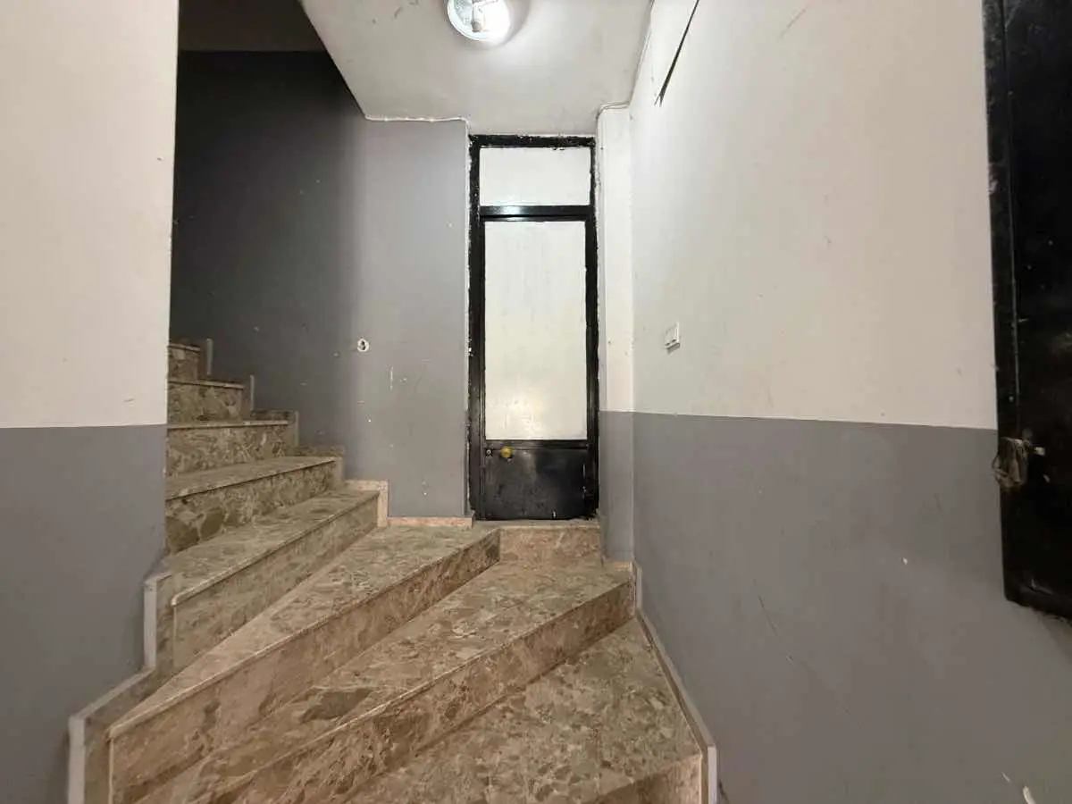 URLA / İSKELE MAHALLESI IŞ MERKEZİ GIRIŞINDE DÜKKAN