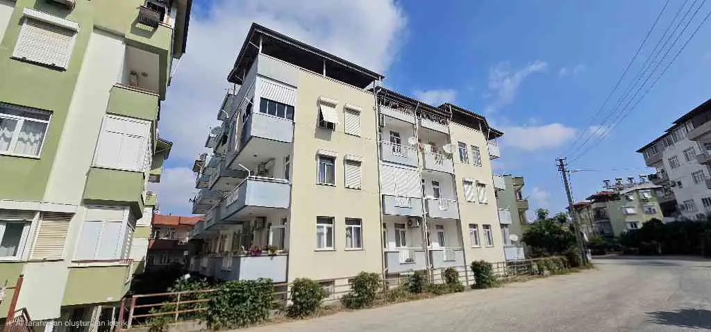 KASAPLAR MAHALLESİNDE SATILIK ARAKAT,KAPALI MUTFAK,140 M² NET 3+1 DAİRE
