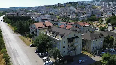 İZMİT ŞEHİR HASTANESİ KARŞISI YÜKSEK GİRİŞ 2+1 SATILIK DAİRE