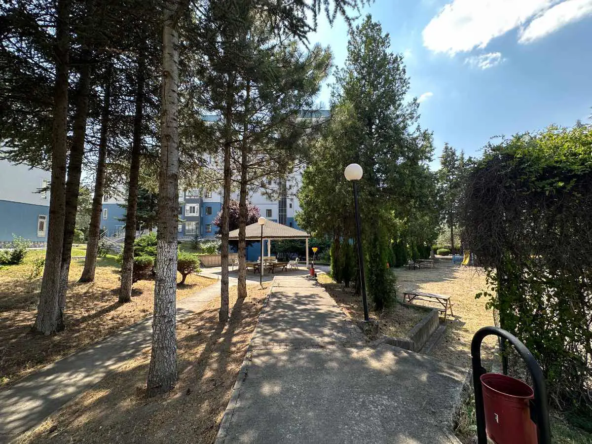 Property image 8