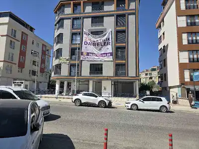 ÇERKEZKÖY’DE SIFIR, GÜNEY CEPHELİ GİRİŞ KAT OFİS | KREDİYE UYGUN