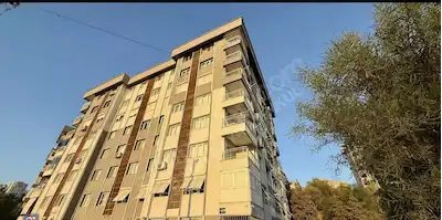 ÇİĞLİ’DE GÜNEY-BATI CEPHELİ 3+1 | 120 M² | 6. KAT | BALKONLU | BOŞ & EŞYASIZ