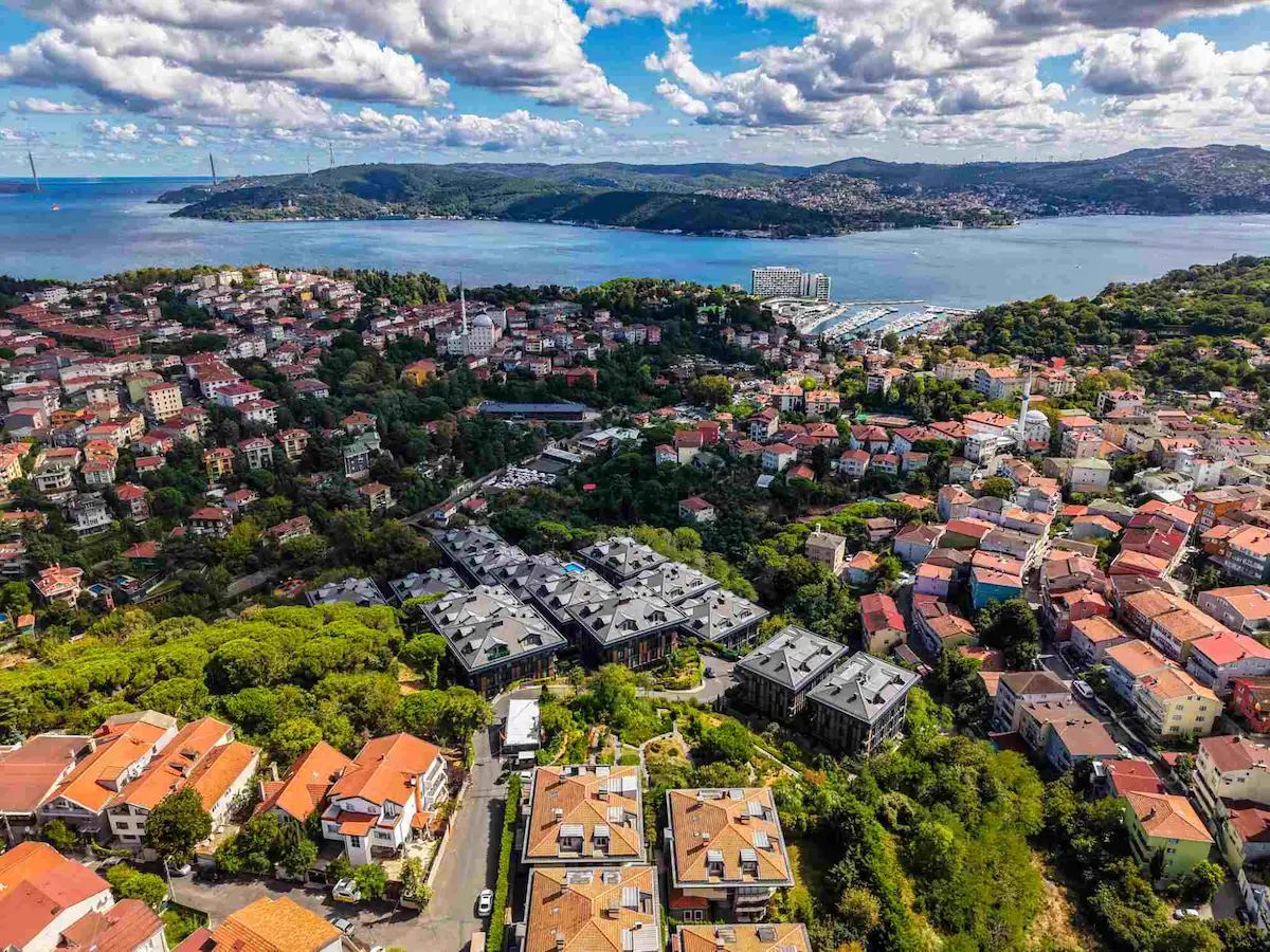 LE CHIC TARABYA'DA DOĞAYLA İÇ İÇE VİLLA TADINDA BAHÇE KATI !!!!