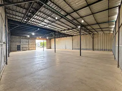 KİRAZPINAR TOKİ YAKINI 130 M² KAPALI ALANLI KİRALIK DEPO