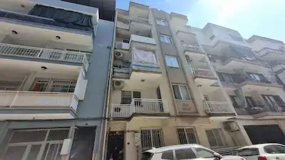 MENEMEN 3+1 KIRALIK ARA KAT MERKEZDE