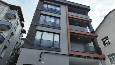 CUMHURİYET MAHALLESİ - ULAŞIM KOLAYLIĞIYLA SIFIR KİRALIK 2+1