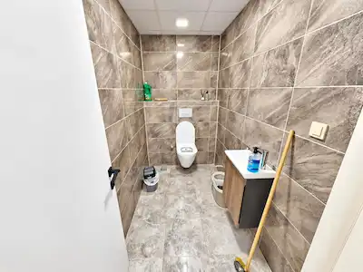 KÖRFEZİN GELİŞEN TİCARİ BÖLGESİNDE SATILIK DÜKKÂN