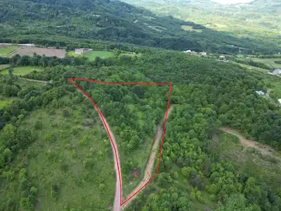 REMAXÇAKRA ÖMER ONAYCI'DAN İRŞADİYE'DE 3.152 M2 YOL CEPHELİ ARSA