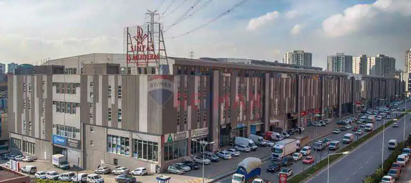 İKİTELLİ OSB'DE 4250m TEK PARÇA KDVLİ TIR YANAŞIR DEPO İMALATHANE