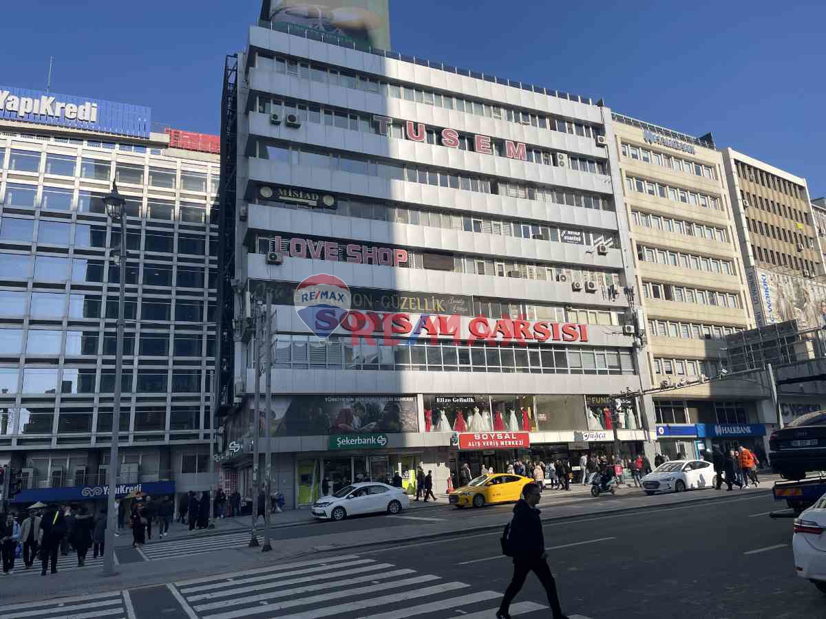 SOYSAL ÇARŞISINDA 20 M2 SATILIK DÜKKAN