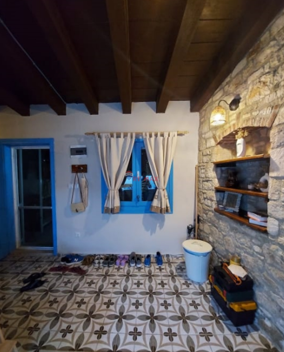 MURATELİ KÖYÜ'NDE SATILIK  MÜSTAKİL TAŞ EV