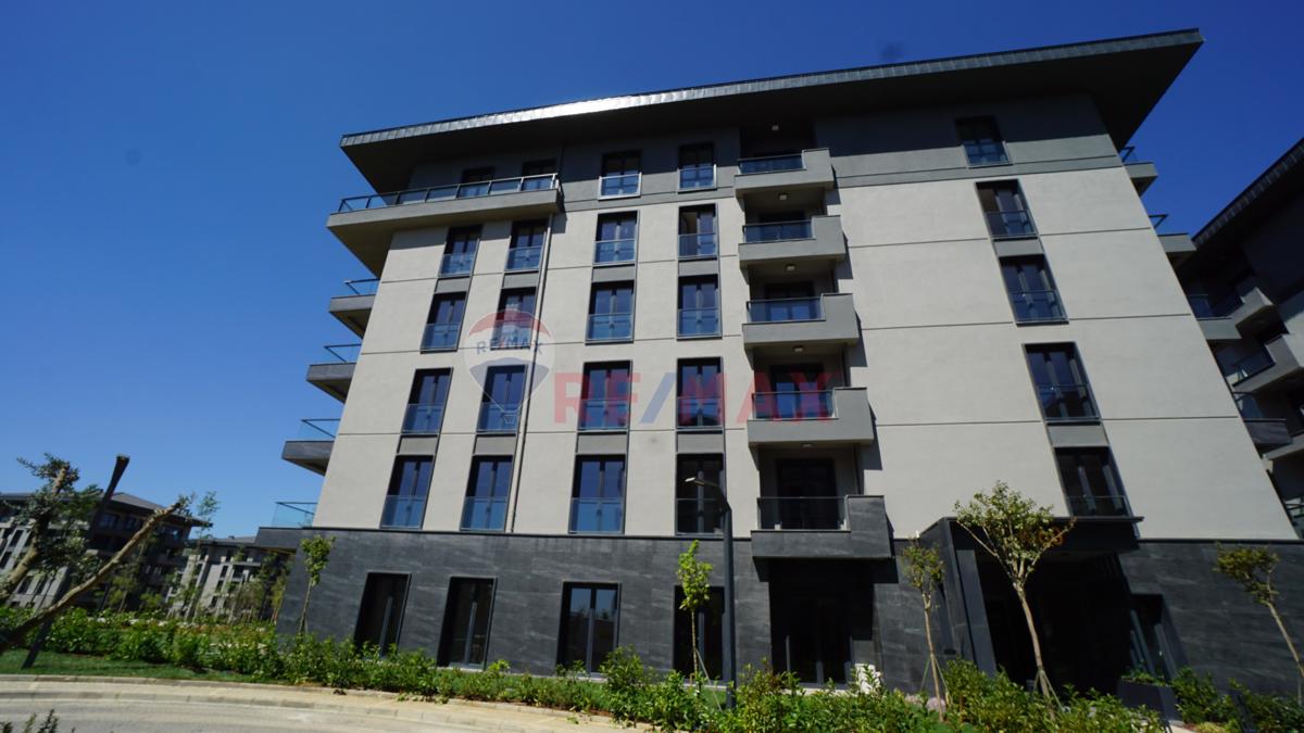 ATAKENT TEMA İSTANBUL 2 KIRALIK 196M2 3+1 ANA PEYZAJ MANZARALI DAIRE