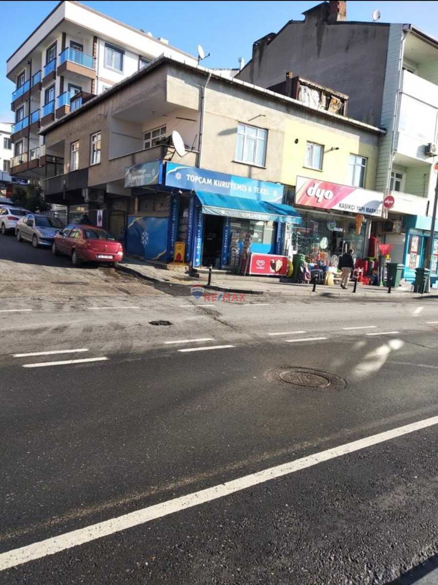 ÇEKMEKÖY MİMAR SİNAN CADDESİNE CEPHE KÖŞE KONUMLU DÜKKAN