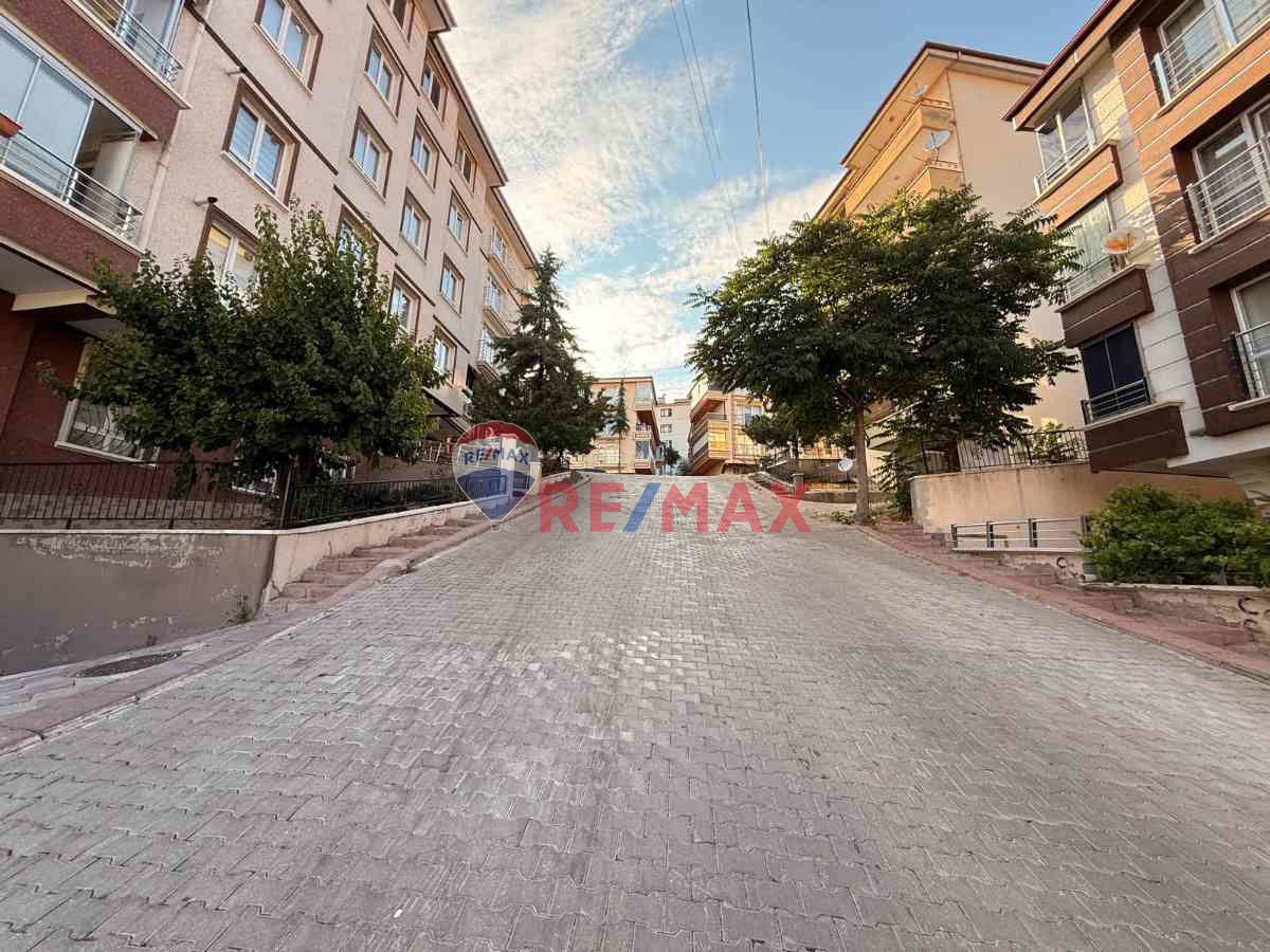 KEÇİÖREN BADEMLİK MAHALLESİ'NDE 3+1 BAKIMLI SATILIK DAİRE