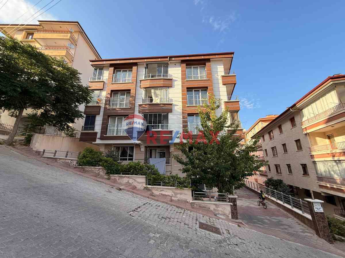 KEÇİÖREN BADEMLİK MAHALLESİ'NDE 3+1 BAKIMLI SATILIK DAİRE