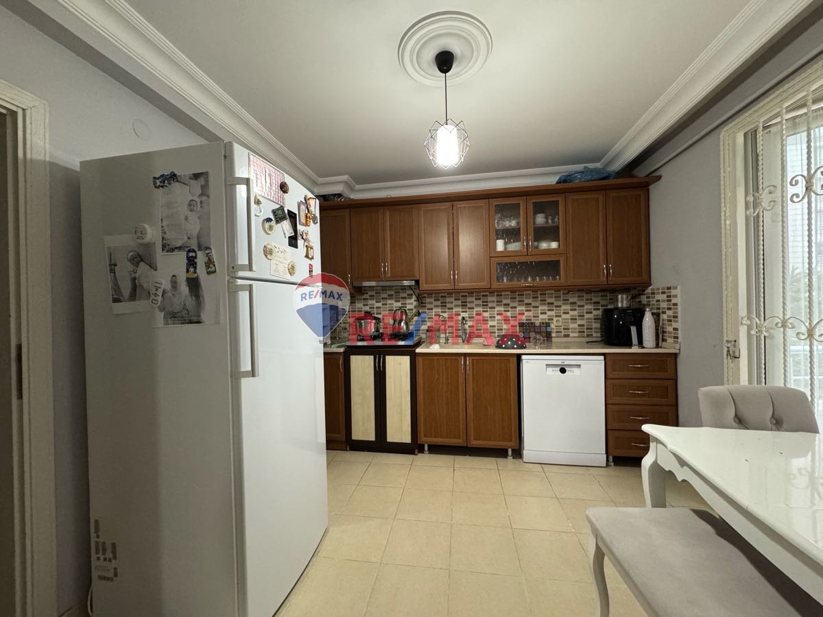 MEVLANA MAH / SATILIK 4+1 DAİRE