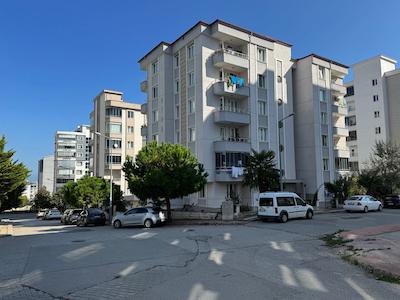MEVLANA MAH / SATILIK 4+1 DAİRE