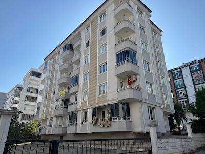 MEVLANA MAH / SATILIK 4+1 DAİRE