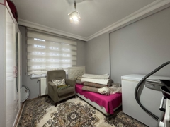 MEVLANA MAH / SATILIK 4+1 DAİRE