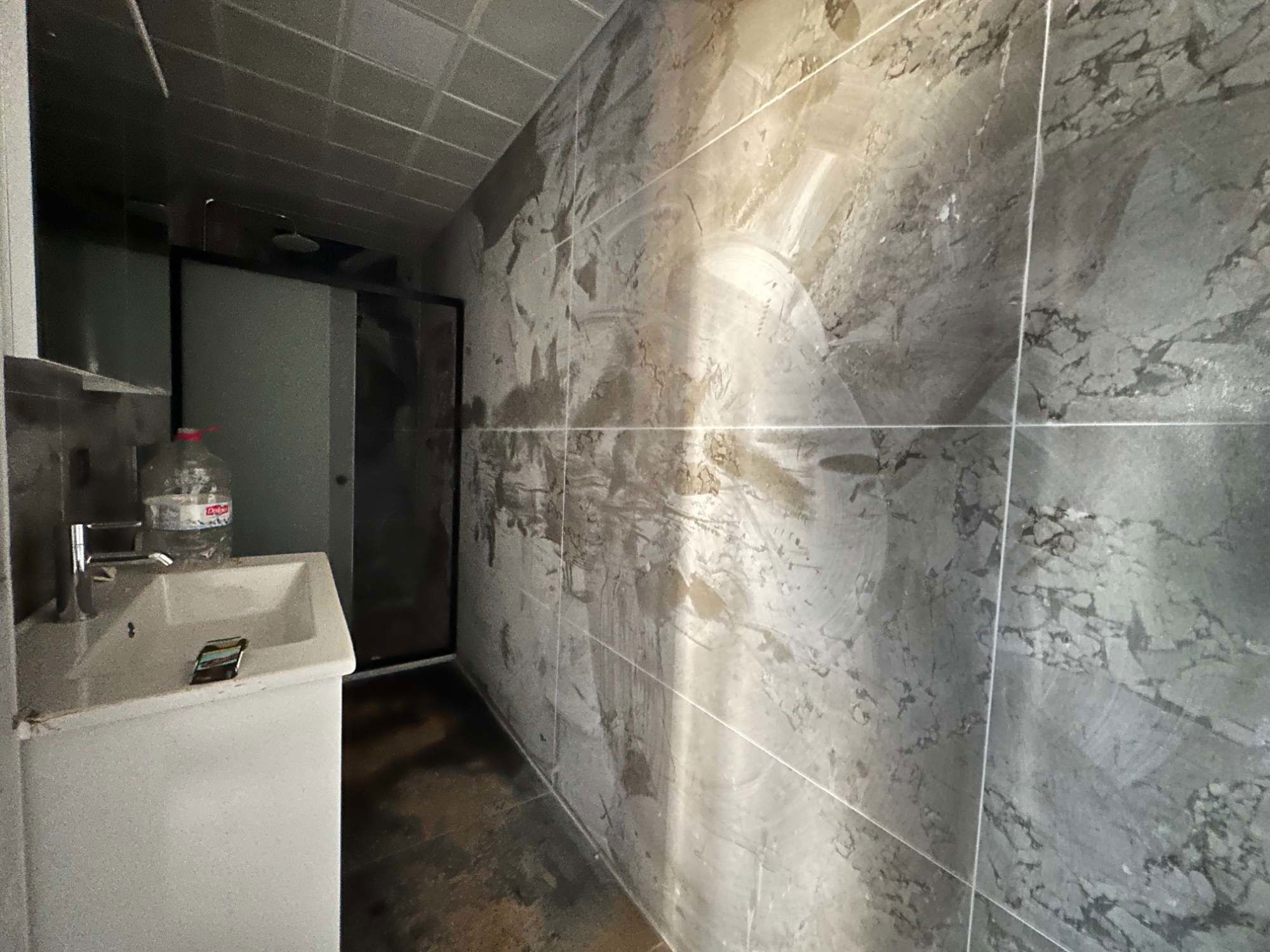 ESENYURTTA İYI KONUMDA MANZARALI BAHÇELI 6+1 LUX TRIPLEX VILLA