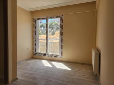 MENEMEN 29 EKIM MAHALLESINDE SIFIR 2+1 – ÖNÜ AÇIK FERAH DAIRE