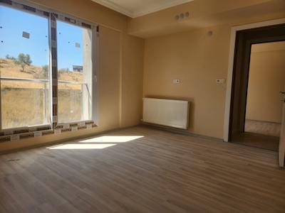 MENEMEN 29 EKIM MAHALLESINDE SIFIR 2+1 – ÖNÜ AÇIK FERAH DAIRE